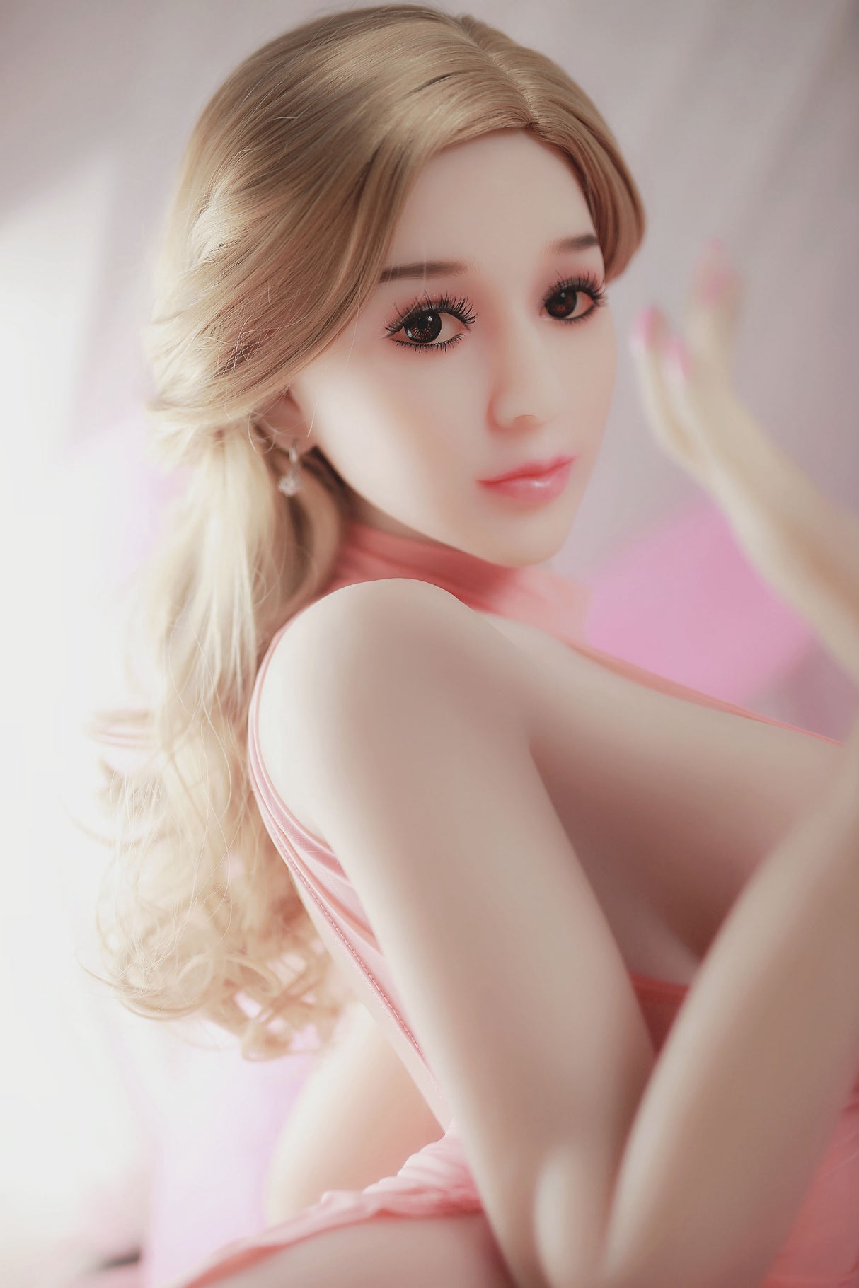 168cm/5ft6 H-cup S-TPE Sex Doll – Raquel